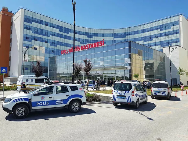 konya-sehir-hastanesi-olayi-nedir-neler-yasandi-konya-sehir-hastanesi-kardiyoloji-uzman-doktor-ekrem-karakaya-1657110893519.jpg Konya Şehir Hastanesi Kardiyoloji uzman doktor Ekrem Karakaya kimdir, ÖLDÜ MÜ? Konya Şehir Hastanesi olayı nedir? Konya intihar haberi son dakika!-4