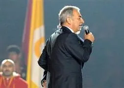Polat istifaya davet etti