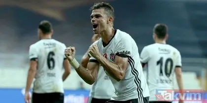 En iyi 10 oyuncu açıklandı! İçlerinde Beşiktaş’tan Pepe’de var!