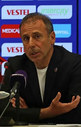 Abdullah Avcı, Trabzonspor yenilgisi sonrası net mesaj verdi: Ne istifası! Destek olun