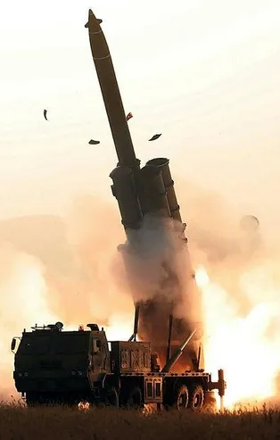 Son dakika: Kuzey Kore füze denemesini çoklu batarya ile yaptığını duyurdu