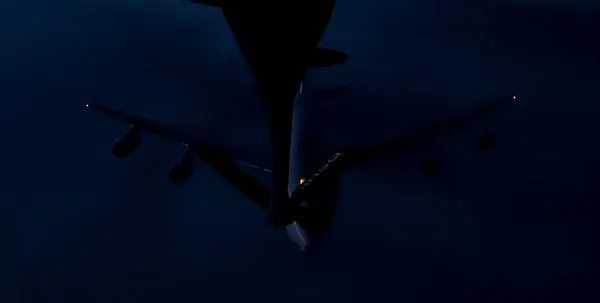 son-dakika-milli-savunma-bakanligi-paylasti-ilk-kez-gece-yapildi-havada-yakit-ikmali-1611823654358.jpg SON DAKİKA: Milli Savunma Bakanlığı paylaştı! İlk kez gece yapıldı! Havada yakıt ikmali...-2