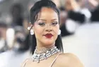 Kıy'met'li Rihanna: Met Gala'nın yıldızı Rihanna göz kamaştırdı!