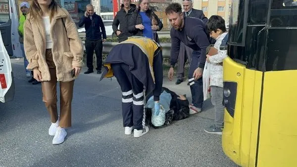 Şile Otoyolu’nda can pazarı: Duraktan çıkan hafriyat kamyonu İETT otobüsüne çarptı-5