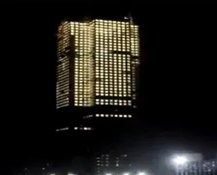 19 günde 57 katlı gökdelen diktiler