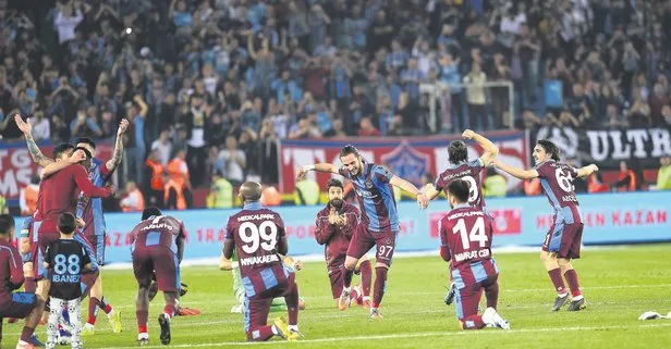Trabzon, müthiş futbolla ezeli rakibi Beşiktaş’ı devirdi