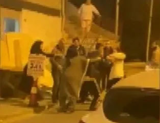 İş arkadaşının arkasından gidip taciz etti