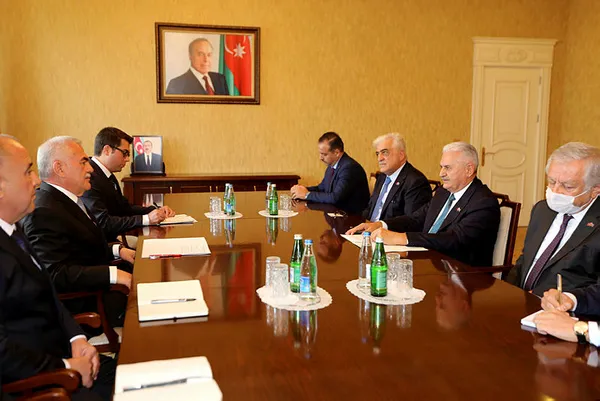ak-partili-binali-yildirim-nahcivanda-azerbaycana-siyasi-diplomatik-ve-her-turlu-destegi-veriyoruz-vermeye-devam-edecegiz-1604435239352.jpg