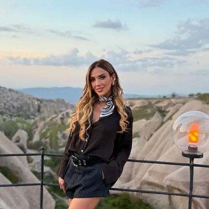 Dilan Polat bitti kardeşi Sıla Doğu başladı! Sosyal medyada tepki çığ gibi büyüdü: Bari adamın kırkı çıksaydı