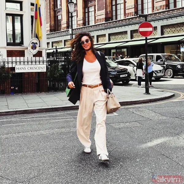 Duran'ın Londra'daki Bu Paylaşımları, Hem Boşanma Süreci Hem De Yeni İlişkisiyle İlgili Spekülasyonları Artırdı.