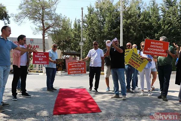 İzmir’de "CHP" mağdurlarından cezaevi önünde eylem! Tunç Soyer'den Özgür Özel'e Şenol Aslanoğlu’ndan Cemil Tugay'a… - 7