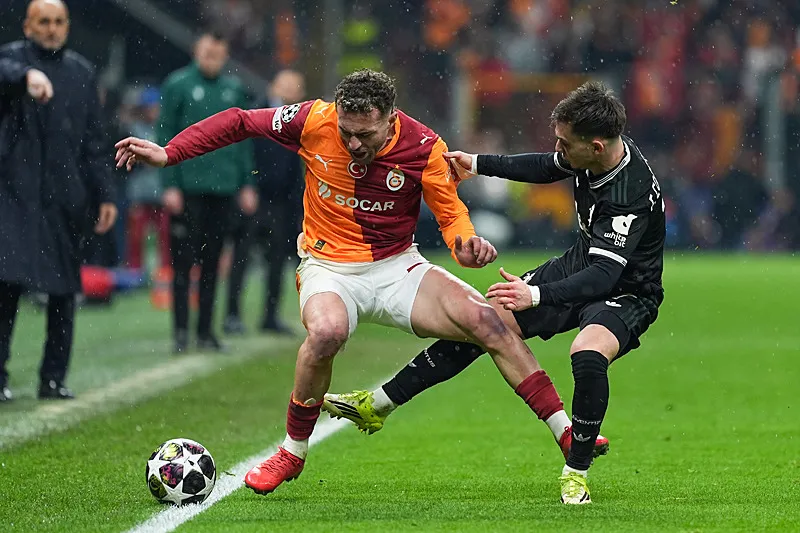 Galatasaray'ın yıldızına astronomik bonservis! Transferi için sıraya girdiler - 18