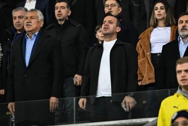 Adana Demirspor’da istifa kabul edilmedi