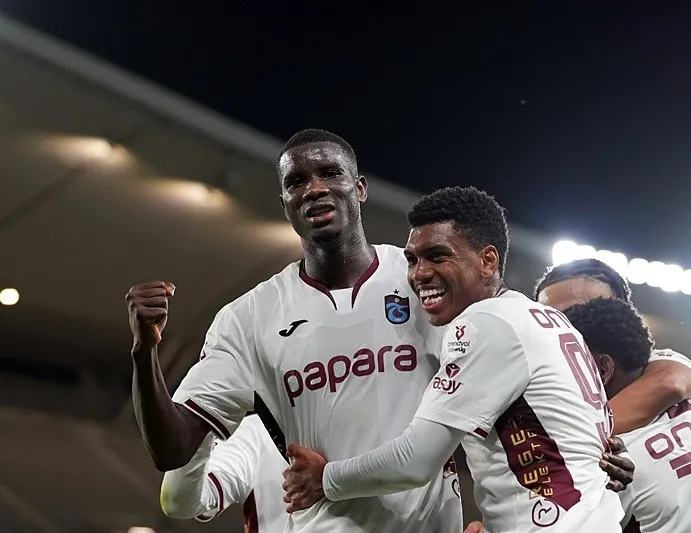 Oyuncu hataları hoca kovdurur