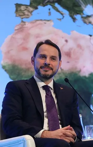 Bakan Berat Albayrak ve ailesi "Geleceğe Nefes" seferberliğine katıldı