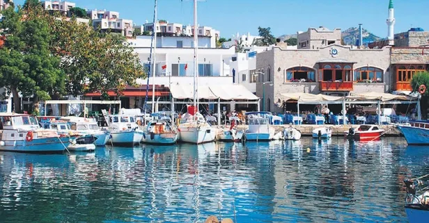 Son dakika: Bodrum, Çeşme, Kuşadası... Vatandaş yazlığa kaçtı markalarda peşinden geldi