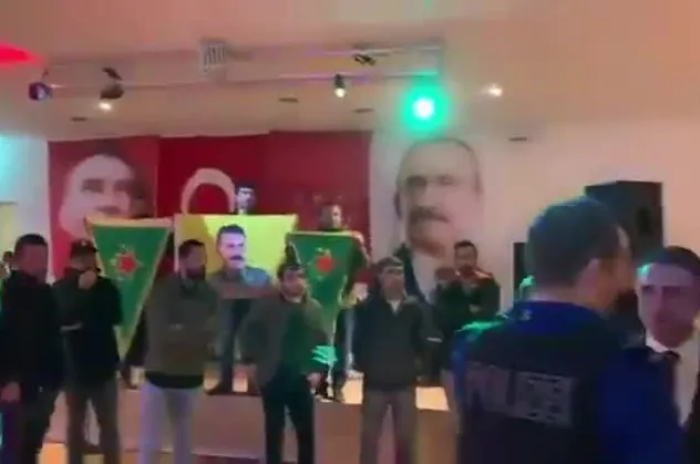 Son dakika: PKK yandaşları CHP etkinliğini bastı