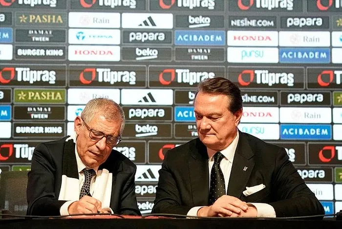 besiktasin-yeni-teknik-direktoru-fernando-santosdan-onemli-aciklamalar-sahaya-olmek-icin-cikmaliyiz-1704841971814.jpeg Beşiktaş'ın yeni teknik direktörü Fernando Santos'dan önemli açıklamalar: Sahaya ölmek için çıkmalıyız-3