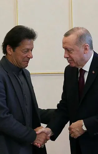 Başkan Erdoğan, Cenevre'de Pakistan Başbakanı Khan ile görüştü
