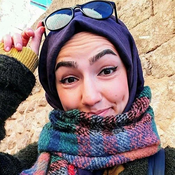 Başörtülü akademisyen Neşe Nur Akkaya'ya saldıran maganda Eray Çakın'dan pes dedirten savunma-3