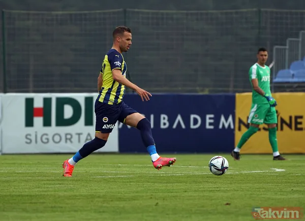 Vitor Pereira Csikszereda ile oynanan hazırlık maçında Berke Özer'in performansına hayran kaldı - 5