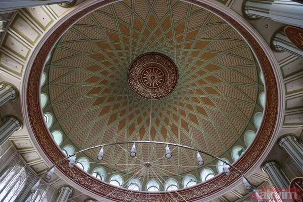 Taksim Camii İstanbul'un sembolleri arasında yerini aldı! İşte en güzel kareler - 17