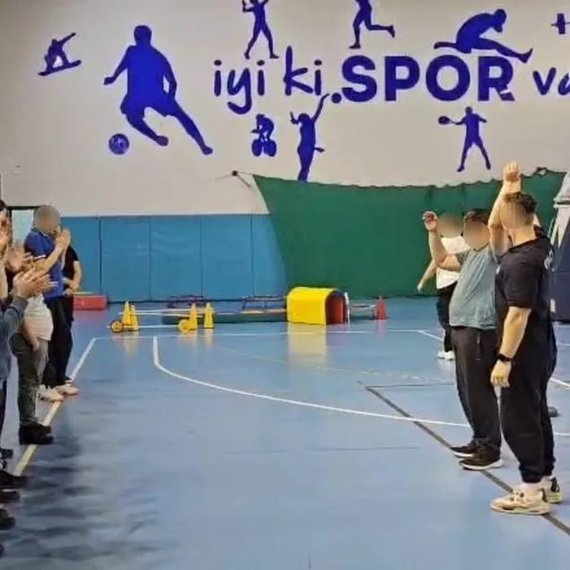 CHP’li belediye otizmli gençlerin basketbol kursunu kapattı!
