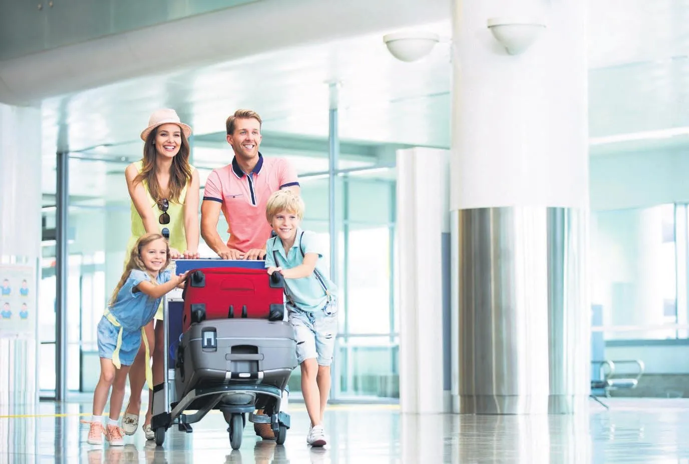 Turistler kesenin ağzını açtı