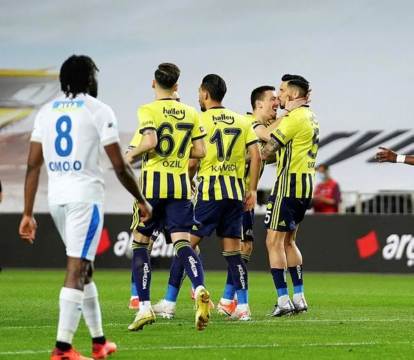 fenerbahceden-besiktasa-nazire-tesadufun-boylesi-1620067911052.jpeg Erzurumspor'a 14 dakikada 3 gol atan Fenerbahçe'den Beşiktaş'a nazire!-4