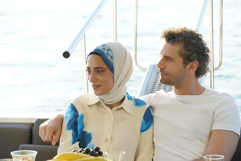 kizilcik-serbetinde-1722232694488.jpg Kızılcık Şerbeti'nin yeni Görkem'i bakın kim oldu! Bir dönemi böyle bitirdiler-8