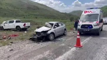 Sivas İmranlı kaza haberi: Kamyonet otomobil ile çarpıştı; 2 ölü, 2 yaralı!