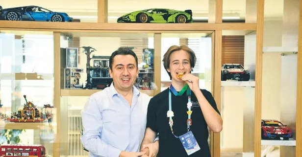 Bursalı öğrenci Efe Kopan'dan Pekin'deki yarışmada altın madalya!