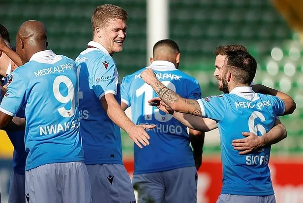 firtina-koptu-alanyaspor-0-4-trabzonspor-mac-sonucu-1645368873732.jpeg Fırtına koptu! Alanyaspor 0-4 Trabzonspor | MAÇ SONUCU-5