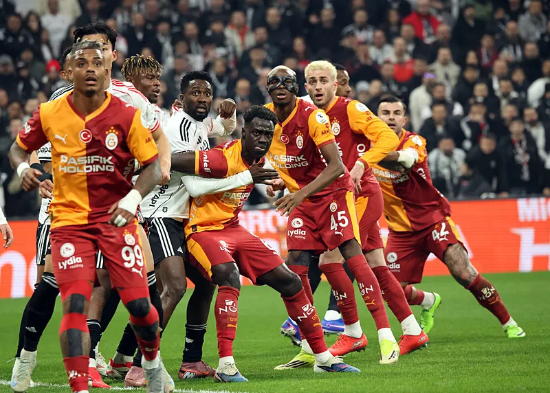 Spor yazarları Beşiktaş - Galatasaray derbisini değerlendirdi! "İnanılmaz acemi" - 13