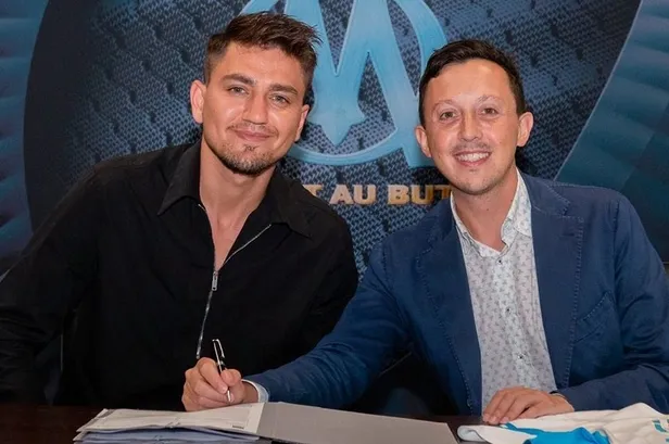 son-dakika-transfer-haberleri-marsilya-cengiz-under-transferini-resmen-acikladi-1625411592480.jpeg Son dakika transfer haberleri: Marsilya Cengiz Ünder transferini resmen açıkladı!-2