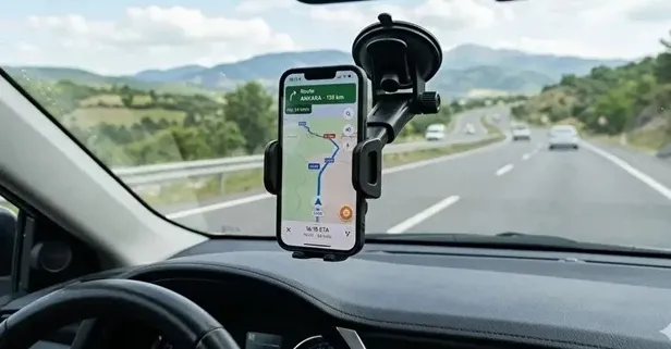 Araçlarda telefon tutucu yasaklandı iddiası çöktü