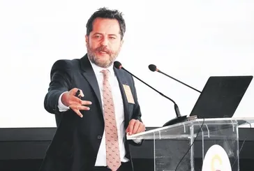 Gelsinler bizi denetlesinler!