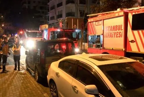 10 katlı bina alev aldı