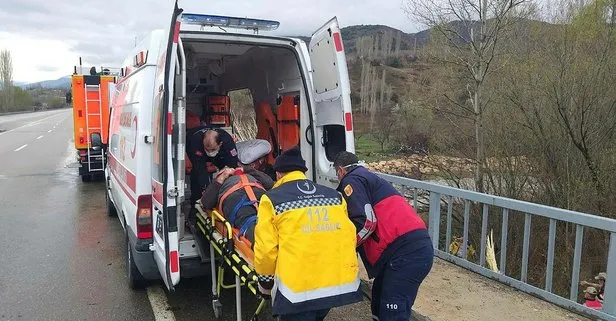 Son dakika: Sivas’ın Suşehri ilçesinde otomobil devrildi: 4 ölü, 1 yaralı