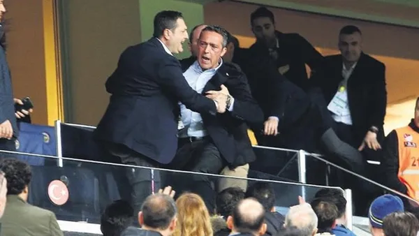 fenerbahce-baskano-ali-koc-galibiyet-sonrasi-hakemleri-elestirmedi-bilegimizin-hakkiyla-kazandik-1608760272322.jpg Fenerbahçe Başkanı Ali Koç, galibiyet sonrası hakemleri eleştirmedi: Bileğimizin hakkıyla kazandık-4