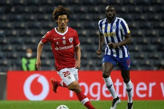 Morita adım adım Fener’e