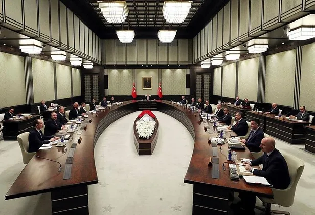 baskan-erdogan-kabine-sonrasi-acikladi-genc-istihdami-dogalgaz-faturasi-emekli-ve-memur-maasi-1641230759139.jpeg Başkan Erdoğan kabine sonrası açıkladı! Genç istihdamı, doğalgaz faturası, emekli ve memur maaşı...-6