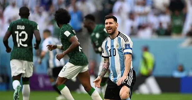 Dünyası başına yıkıldı! Messi’li Arjantin Dünya Kupası ilk maçında Suudi Arabistan’a boyun eğdi