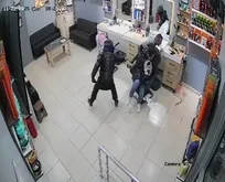 Berber dükkanına silahlı saldırı düzenleyenler yakalandı!