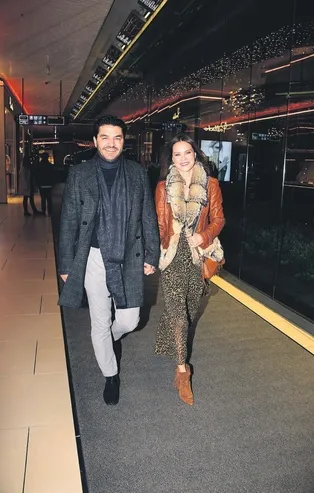 Eski manken Ebru Şallı eşi Uğur Akkuş'a şifa oldu