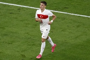 Arda Güler en iyi genç oyuncu Kopa Trophy ödülüne aday gösterildi | Hakan Çalhanoğlu da Ballon d'Or ödülüne aday