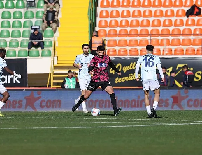 Alanya 2-0 geriden galibiyete uzandı