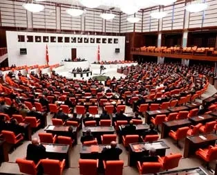 Hükümet teklifini sundu