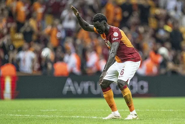 Aslan evinde kükredi: G.Saray A.Gücü'nü yenerek üst üste altıncı kez kazandı-4