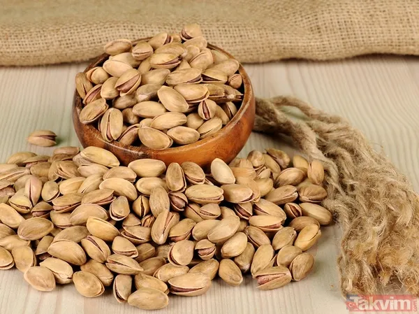 Bakır Yetişkinler Günde 900 Mcg (Mikrogram) Bakıra İhtiyaç Duyar. Sakatatlar, Etler, Balık, Susam, Fıstık, Kuru Baklagiller, Kakao, Yumurta Ve Yeşil Sebzelerde...